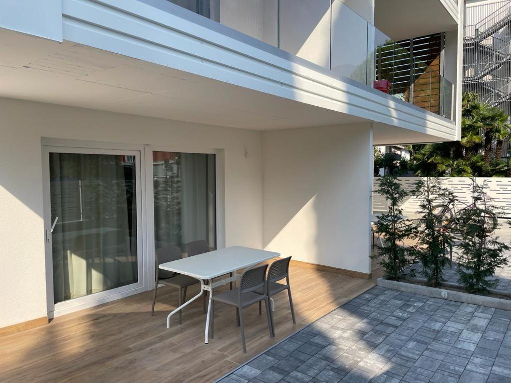 Lake Side Suites Riva del Garda Bagian luar foto